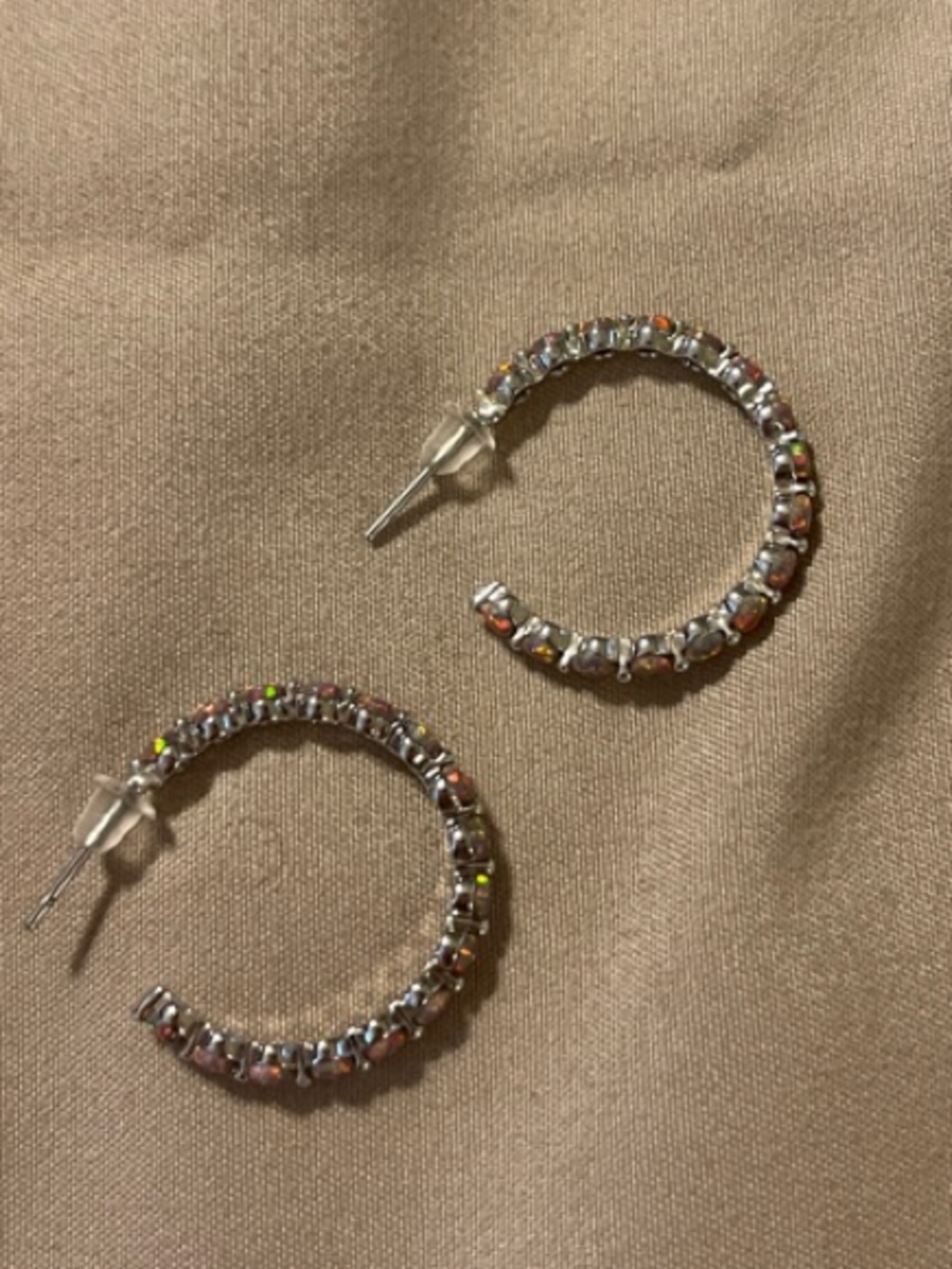 Bomb party Hoop Earrings - Iridescent Multi-Color - Picture 2 of 4